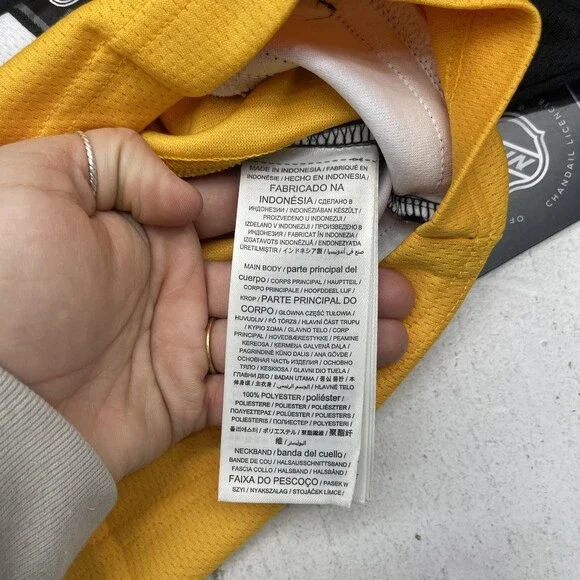 Boston Bruins Hockey Jersey Mens Large Black NHL Hockey Fanatics Pastrnak 88 - Picture 6 of 9